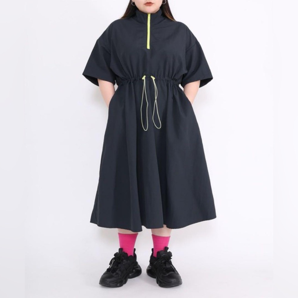 PUNYUS Half-Zip Nylon Dress Lightweight beautiful dress